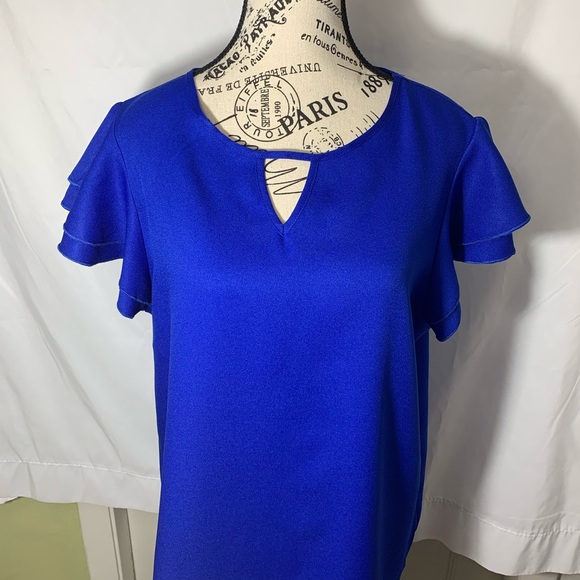 SHEIN Curve Royal Blue Keyhole Neck Layered Flutter Sleeve Top. Size: OXL - Picture 2 of 6